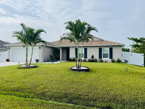 112 SW Ridgecrest Drive Port St Lucie FL 34953