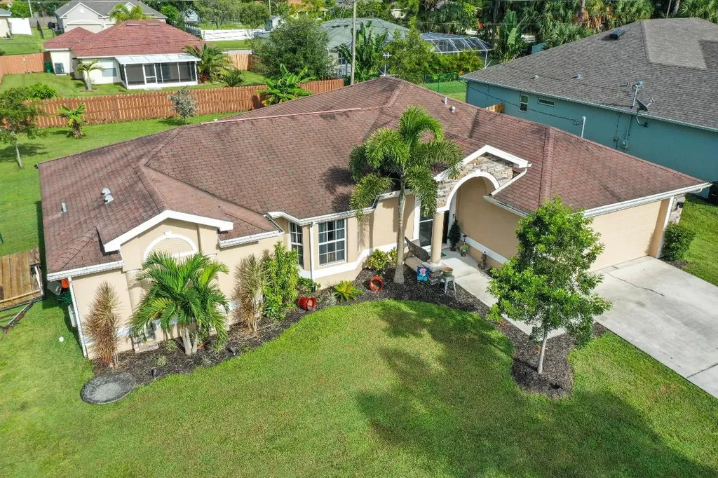 1631 SW Salvatierra Boulevard Port St Lucie FL 34987
