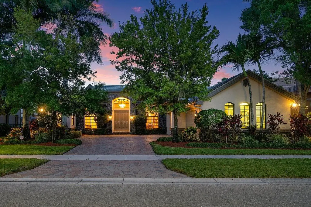 10621 Versailles Boulevard Wellington FL 33449