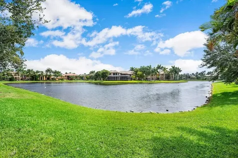 10621 Versailles Boulevard Wellington FL 33449