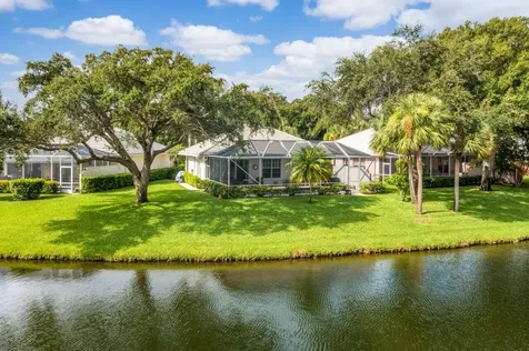 2019 Bedford Drive Palm Beach Gardens FL 33403
