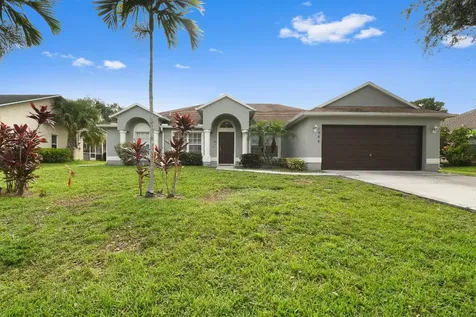 1986 SW Davis Street Port St Lucie FL 34953