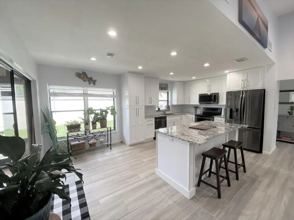 396 SW 28th Avenue Delray Beach FL 33445