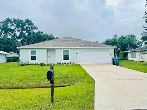 755 SE Carnival Avenue Port St Lucie FL 34983
