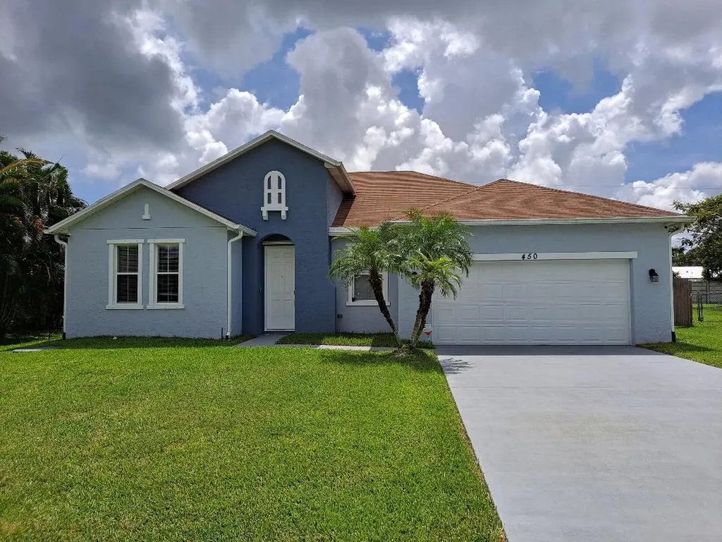 450 SE Verada Avenue Port St Lucie FL 34983