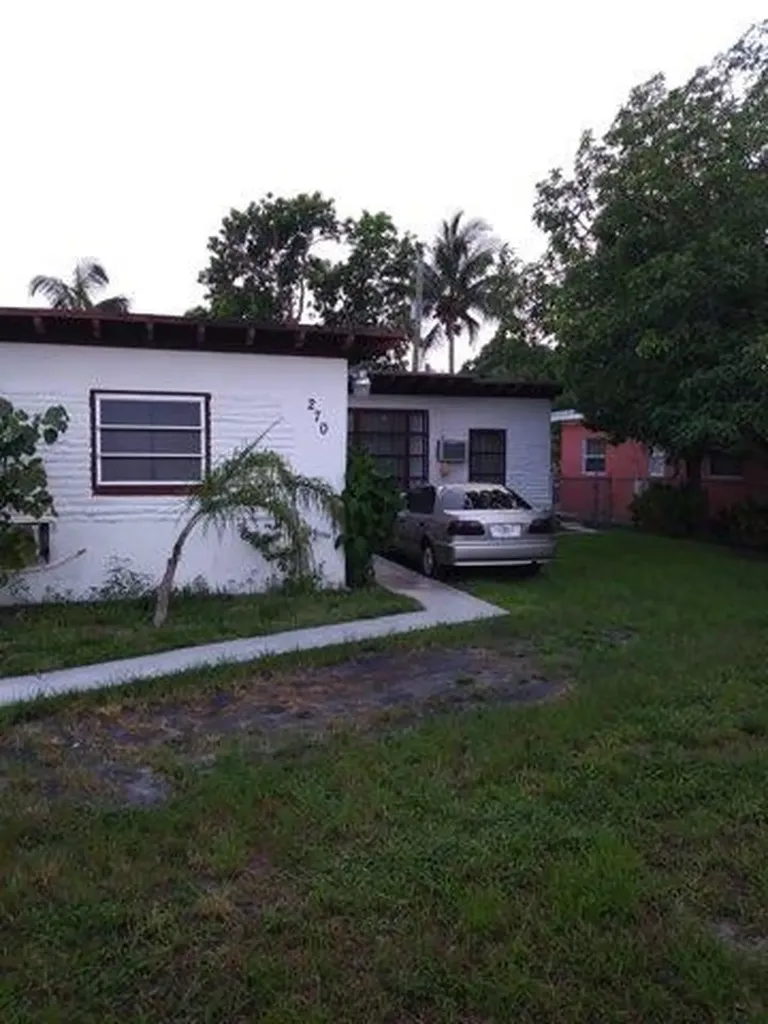 270 NW 109th Street Miami FL 33168