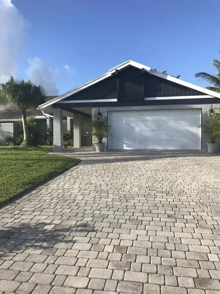2412 SE Bordeaux Court Port St Lucie FL 34952