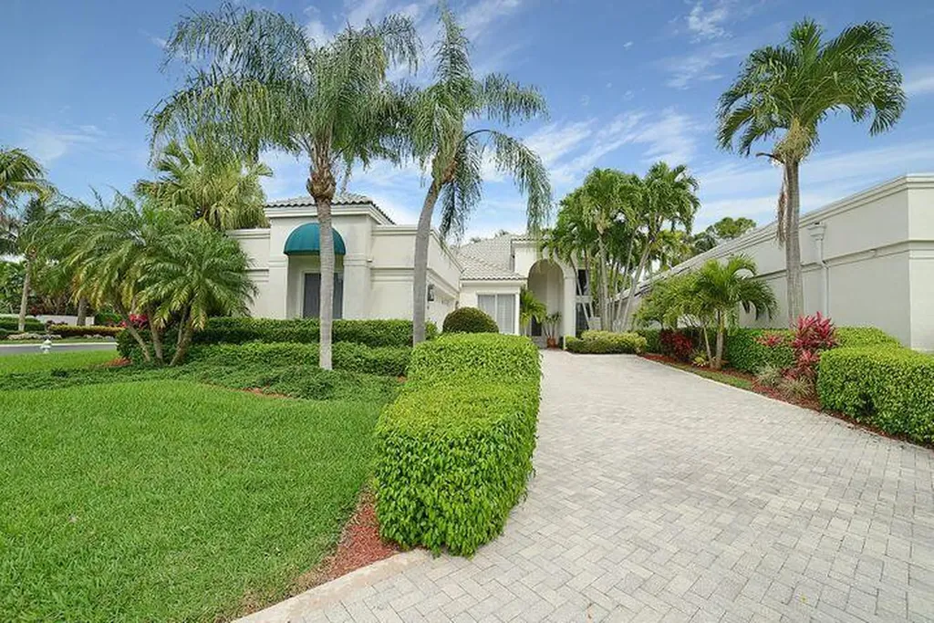 6098 NW 24th Terrace Boca Raton FL 33496