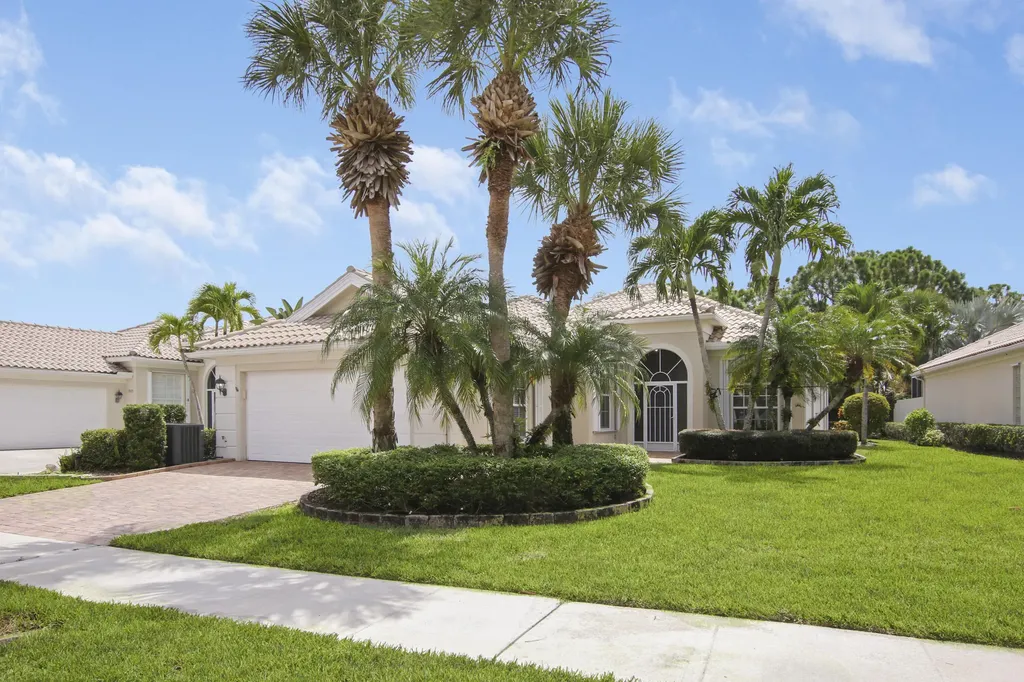 7867 SE Myrica Lane Hobe Sound FL 33455