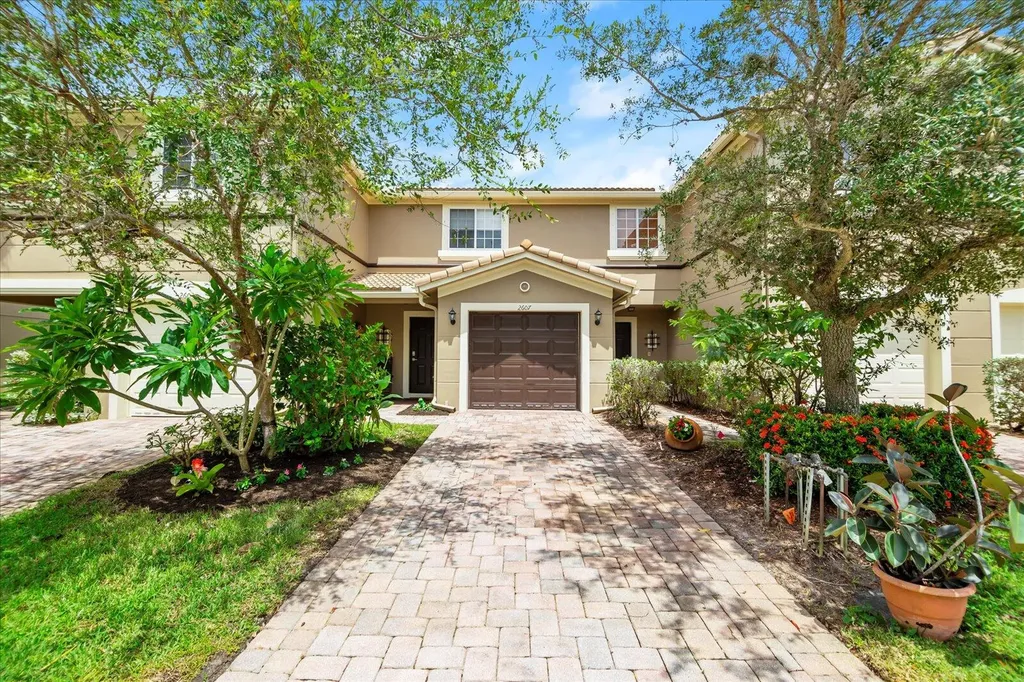 2607 SW Marshfield Court Port St Lucie FL 34953