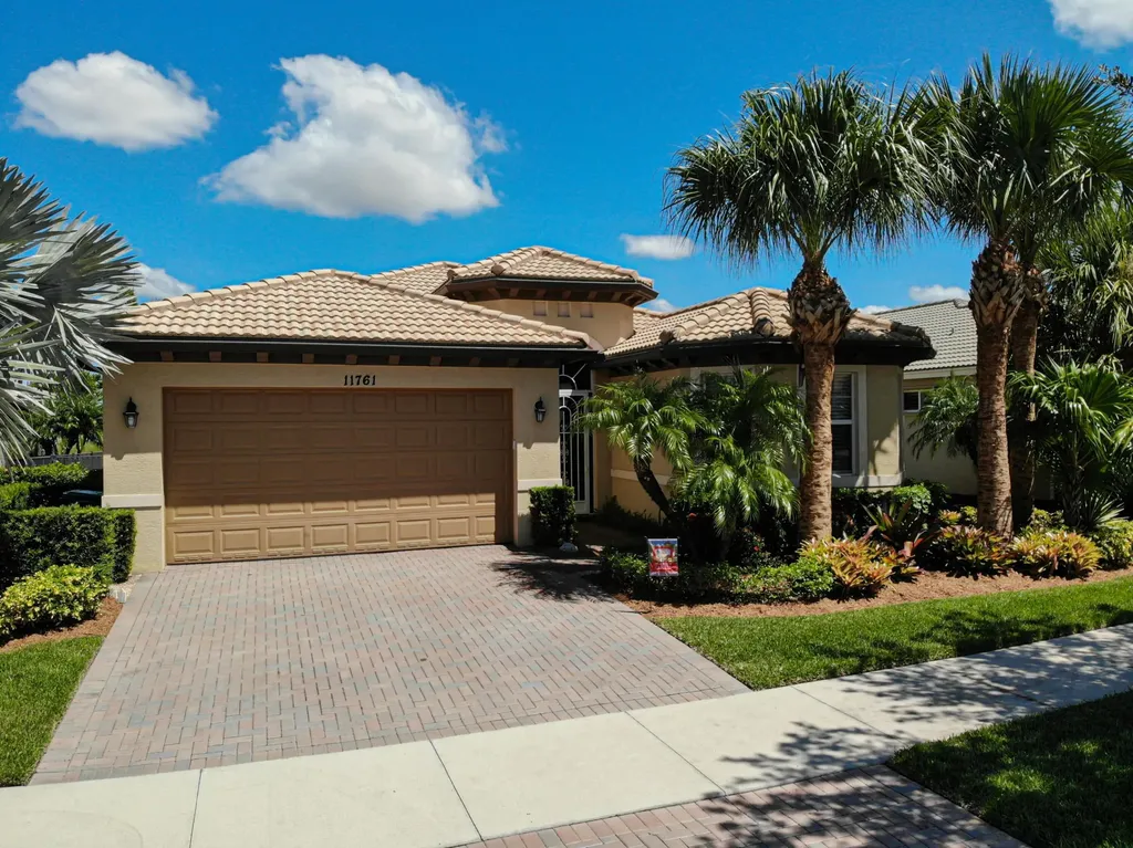 11761 SW Crestwood Circle Port St Lucie FL 34987