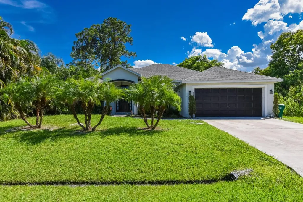 1158 SW London Lane Port St Lucie FL 34953