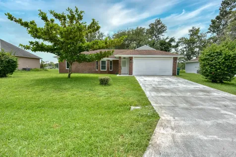 766 SW College Park Road Port St Lucie FL 34953