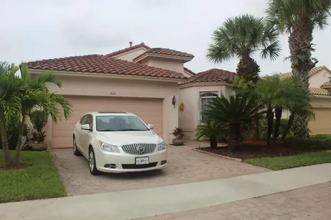 424 NW Springview Loop Port St Lucie FL 34986