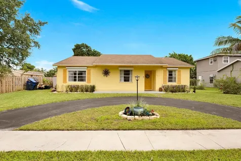 7817 SW 7th Court North Lauderdale FL 33068