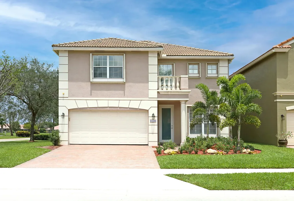 21136 Via Ventura Boca Raton FL 33433