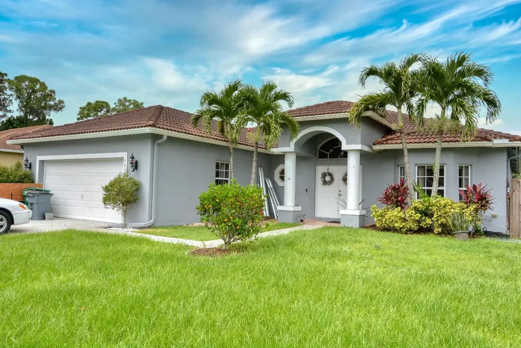 3032 SW Savona Boulevard Port St Lucie FL 34953