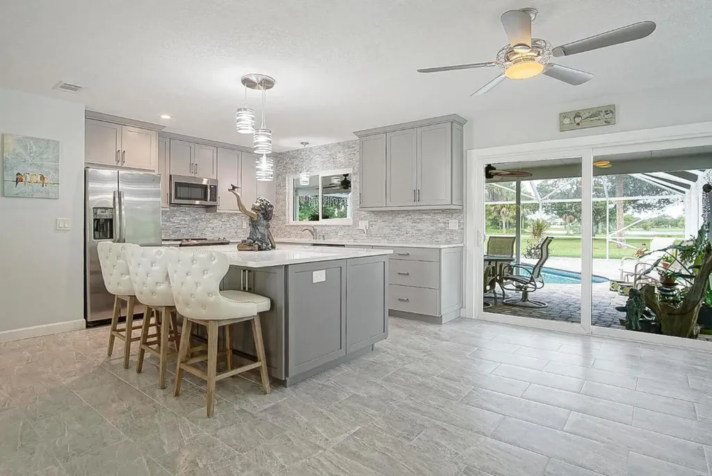 1518 SE Hagwood Court Port St Lucie FL 34952