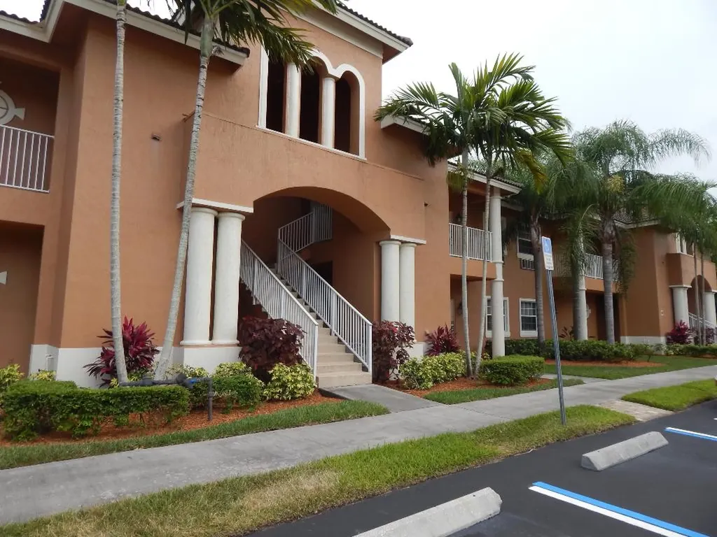 9103 Sand Shot Way Port St Lucie FL 34986