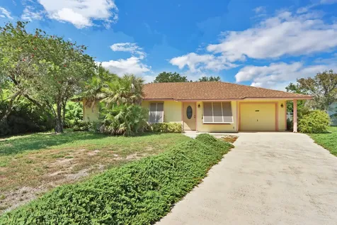 8758 SE Colony Street Hobe Sound FL 33455