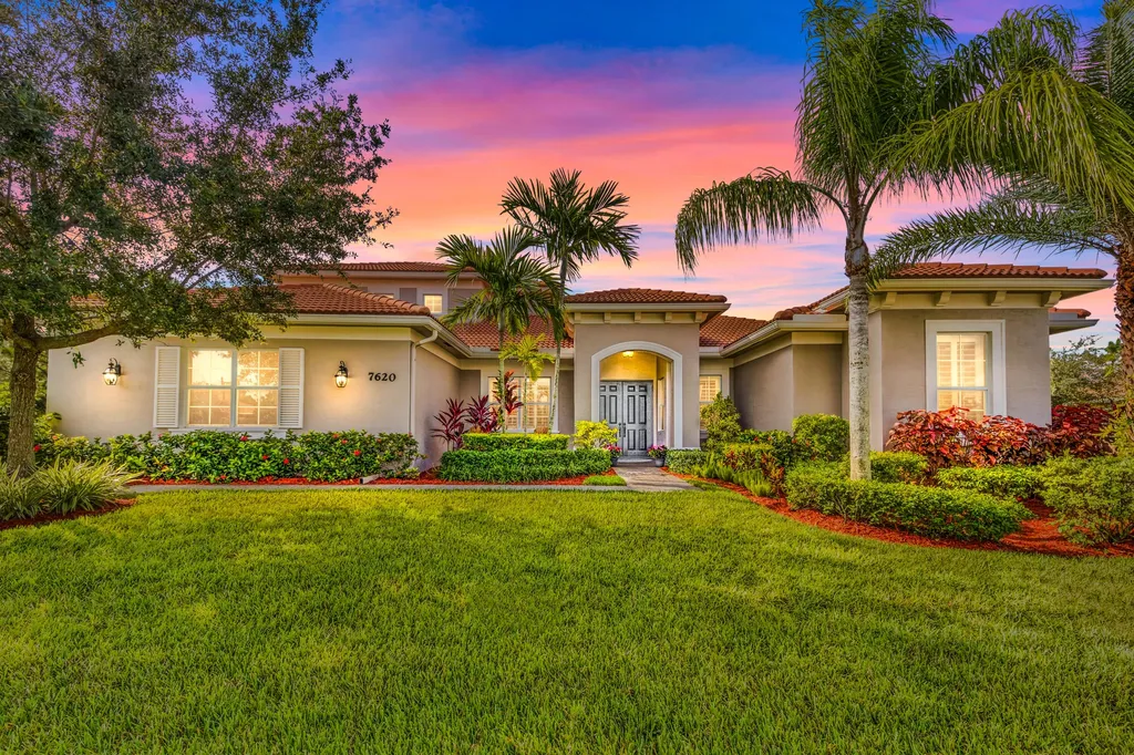 7620 SE Belle Maison Drive Stuart FL 34997