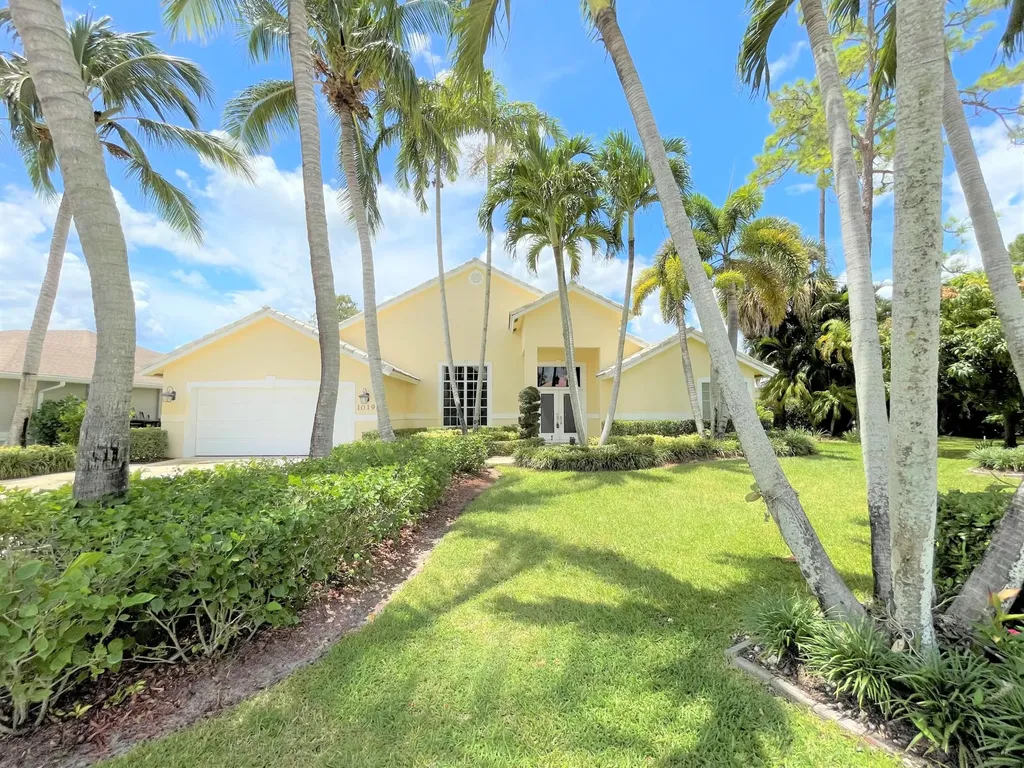 1019 Sweet Briar Place Wellington FL 33414