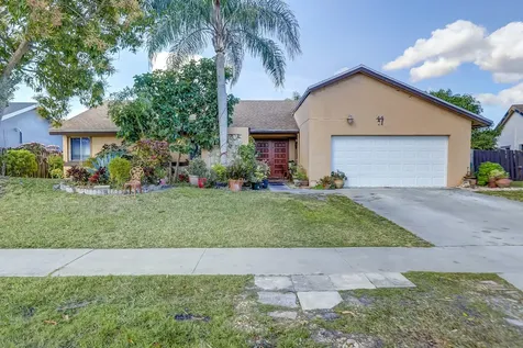 4471 NW 72nd Avenue Lauderhill FL 33319