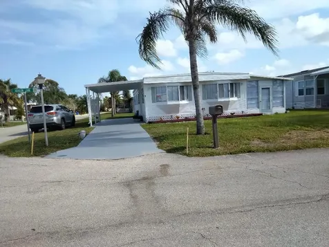 1 Aragon Lane Port St Lucie FL 34952