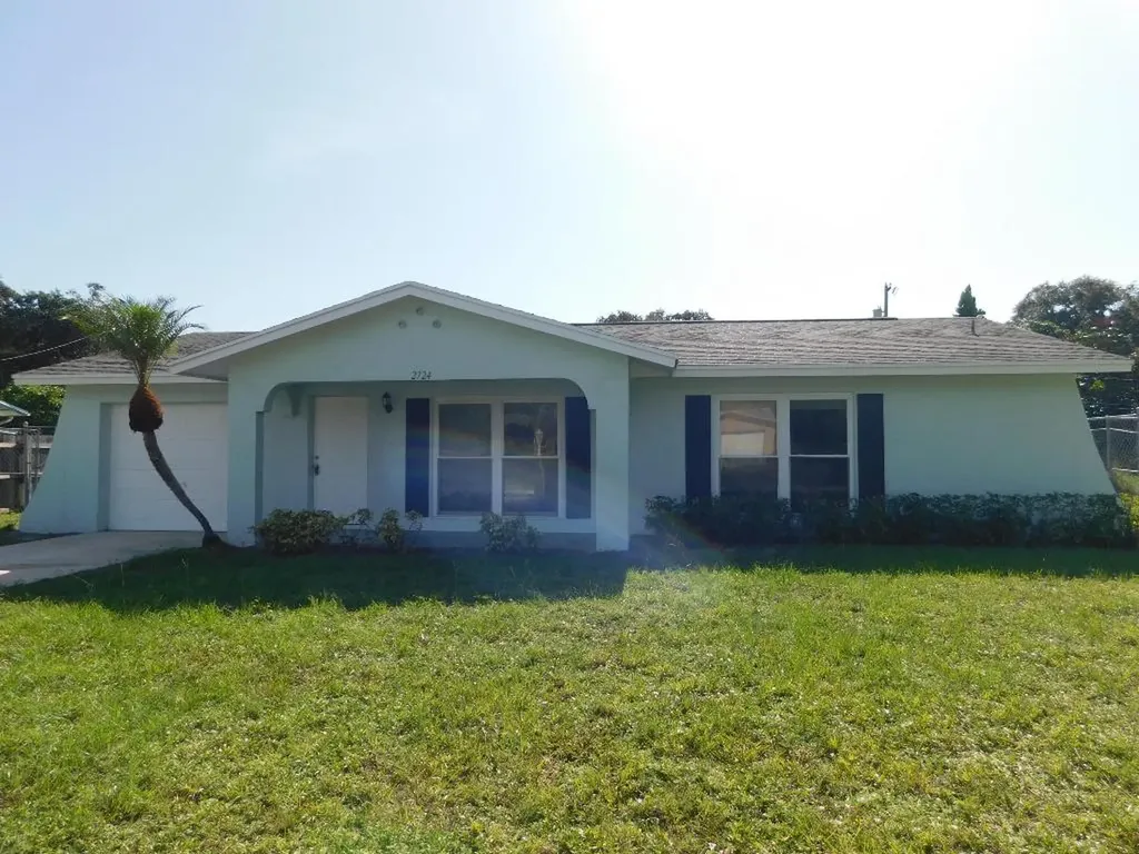 2724 Navajo Avenue Fort Pierce FL 34946
