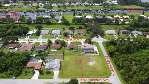 282 SW Fairchild Avenue Port St Lucie FL 34984