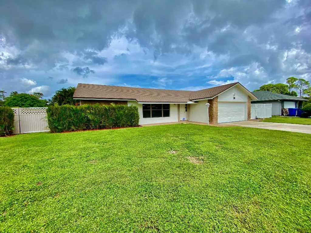 192 Natchez Trace Avenue Royal Palm Beach FL 33411