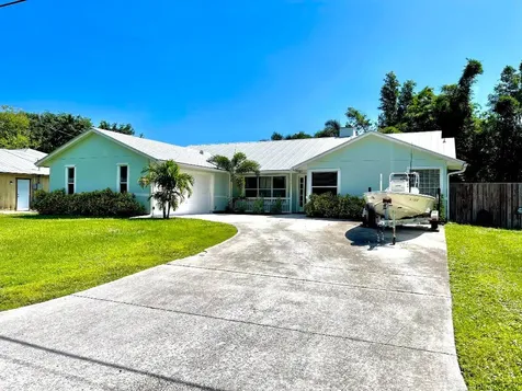 6106 Spruce Drive Fort Pierce FL 34982