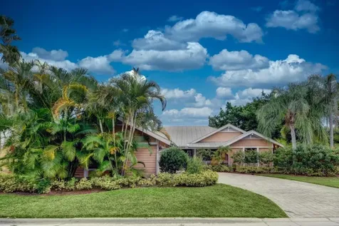 10590 SE Jupiter Narrows Drive Hobe Sound FL 33455