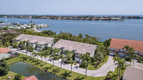 86 N Lakeshore Drive Hypoluxo FL 33462