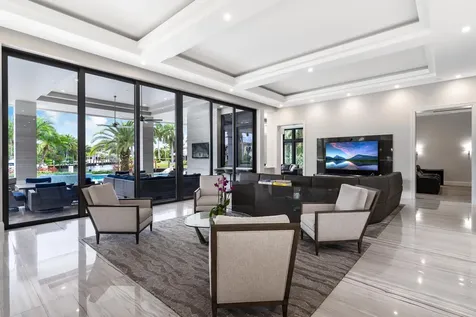30 Bay Colony Lane Fort Lauderdale FL 33308