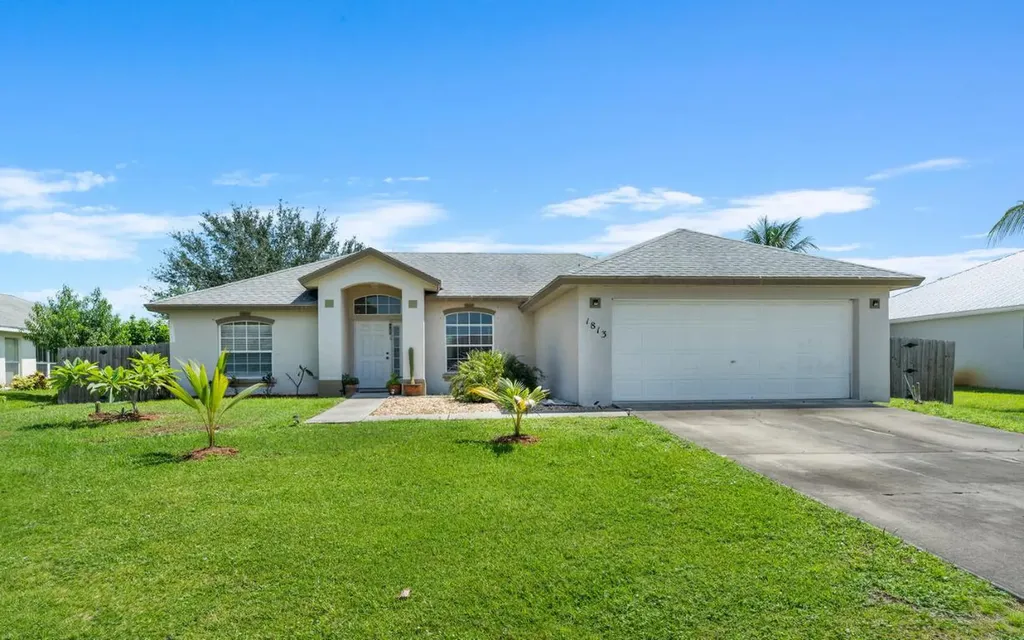 1813 SE Camilo Street Port St Lucie FL 34952