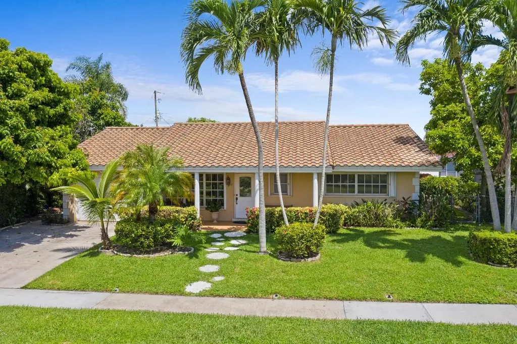 1385 NW 6th Street Boca Raton FL 33486