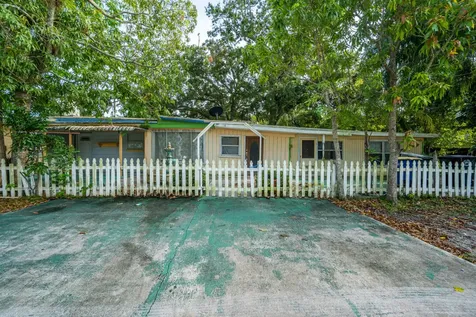 123 N 29th Street Fort Pierce FL 34947