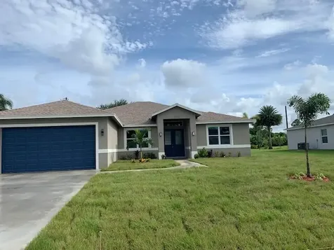 1982 SW Yellowtail Avenue Port St Lucie FL 34953