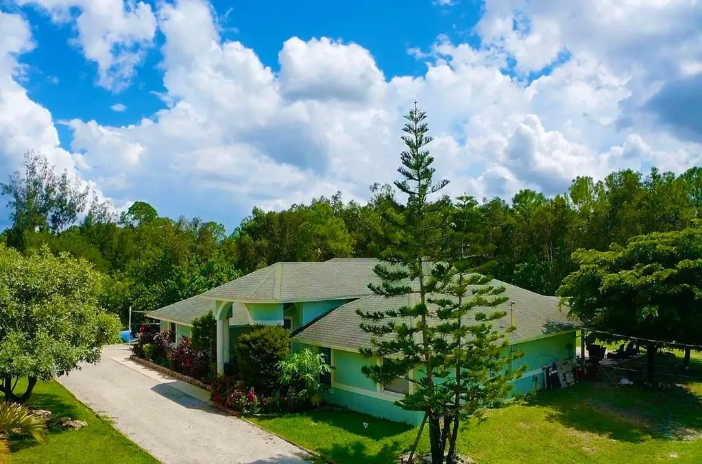 16704 84th Court N Loxahatchee FL 33470