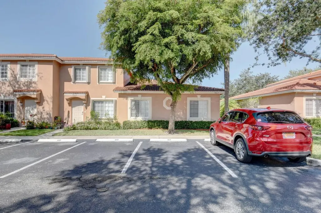 9817 Kamena Circle Boynton Beach FL 33436