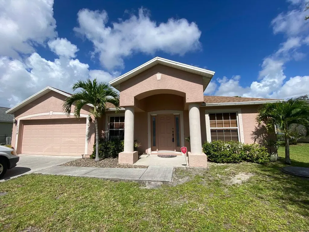 1174 SW Irving Street Port St Lucie FL 34983
