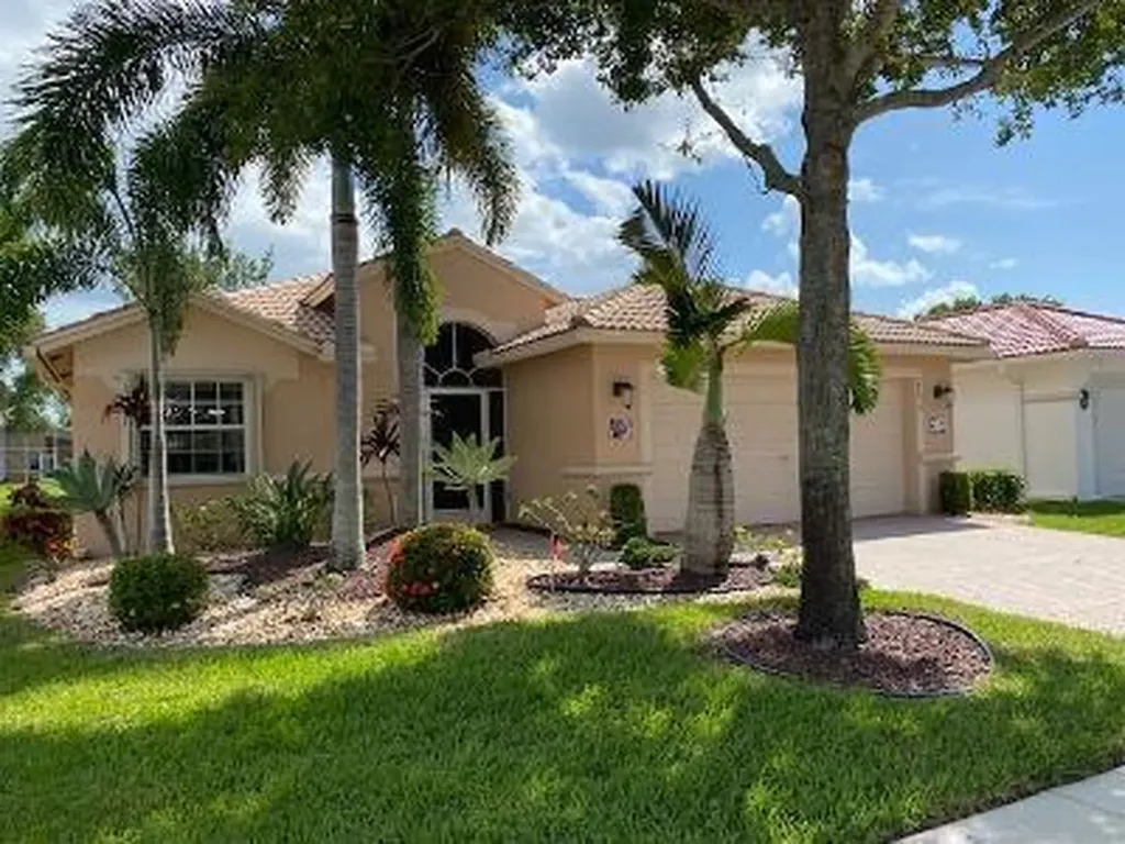 8239 Duomo Circle Boynton Beach FL 33472