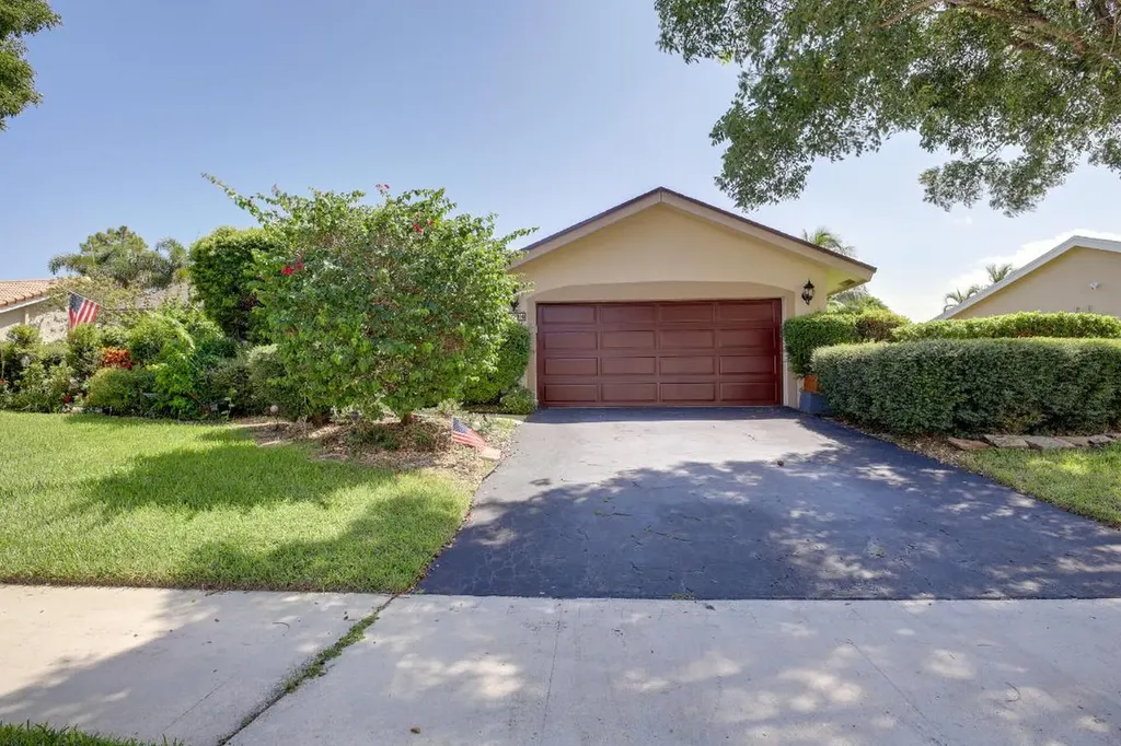 2414 NW 30th Road Boca Raton FL 33431