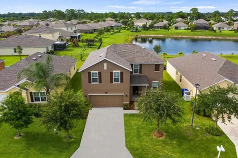 1514 Lexington Square SW Vero Beach FL 32962
