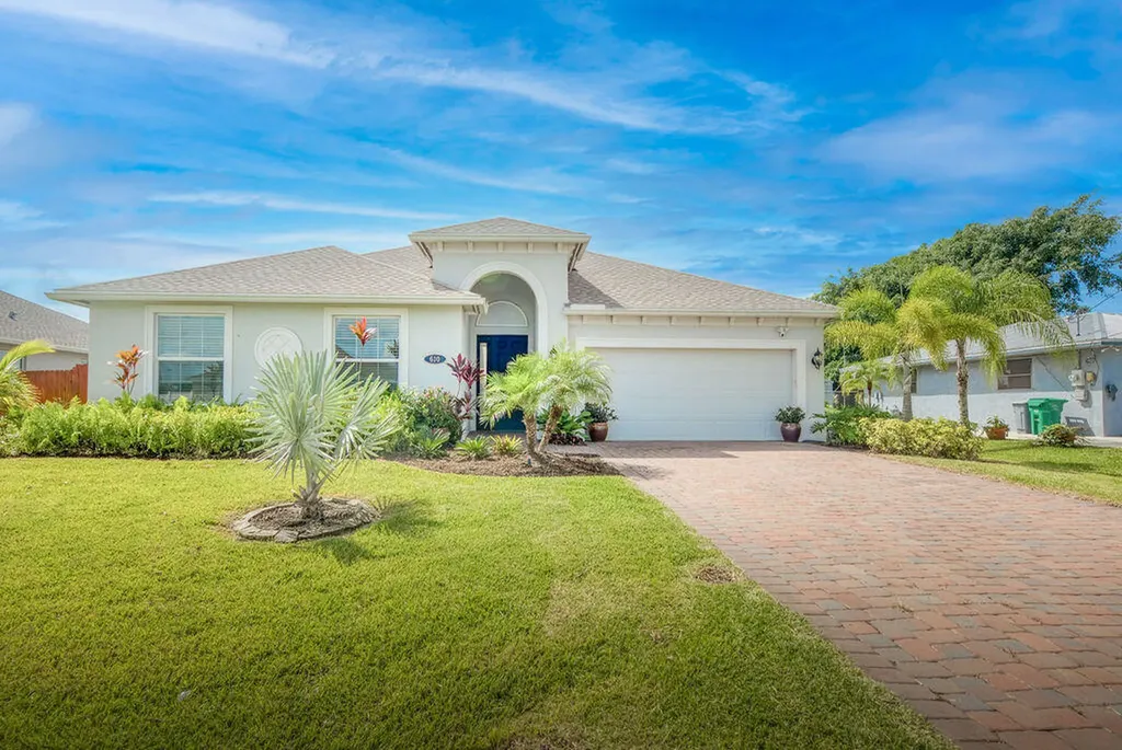 610 SW Jeanne Avenue Port St Lucie FL 34953