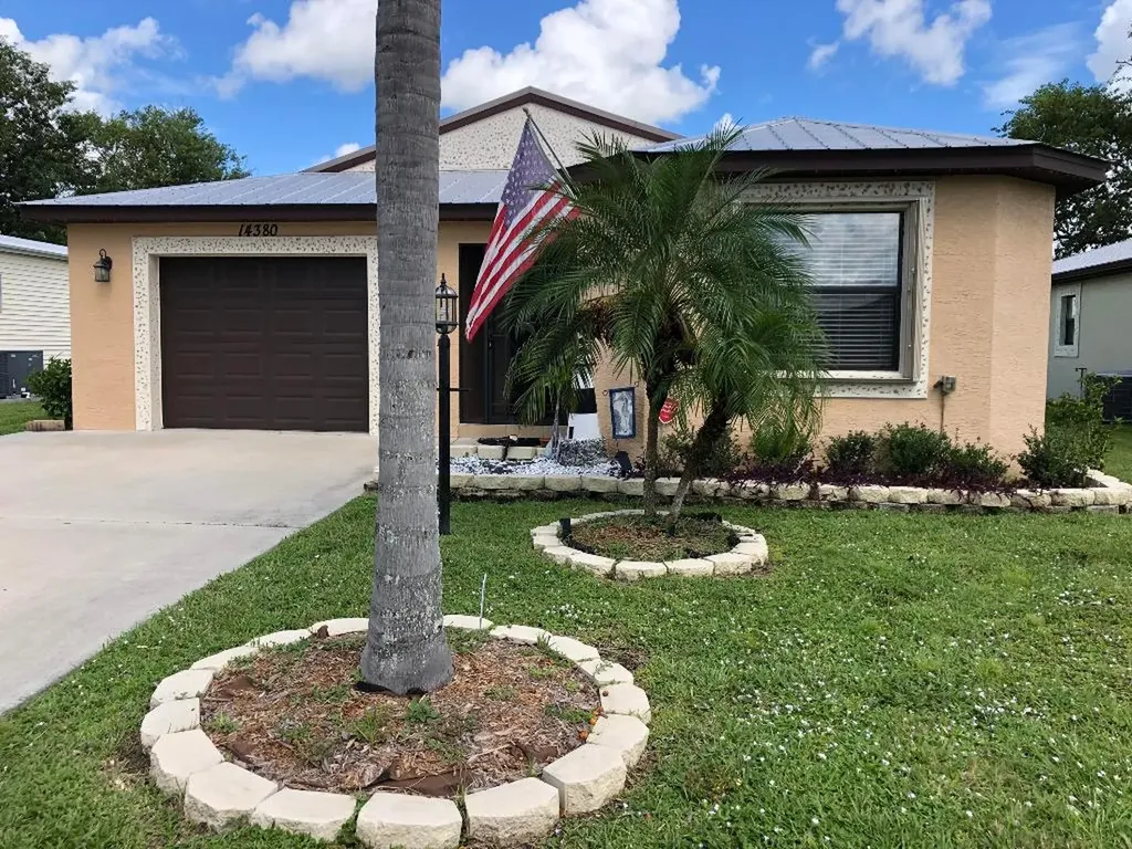 14380 Azucena Court Fort Pierce FL 34951