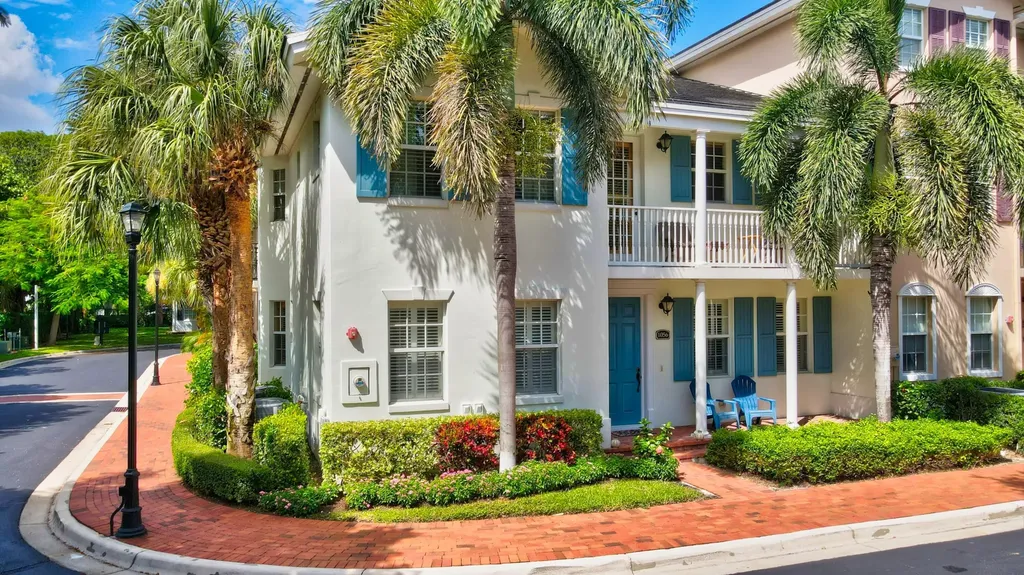 1056 E Heritage Club Circle Delray Beach FL 33483