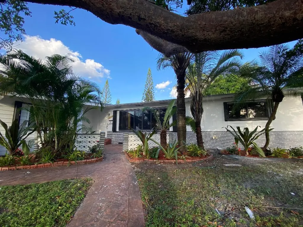 15605 NW 2nd Court Miami FL 33169