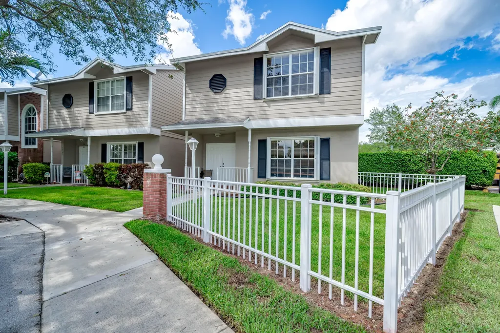 3769 NW 121st Avenue Sunrise FL 33323